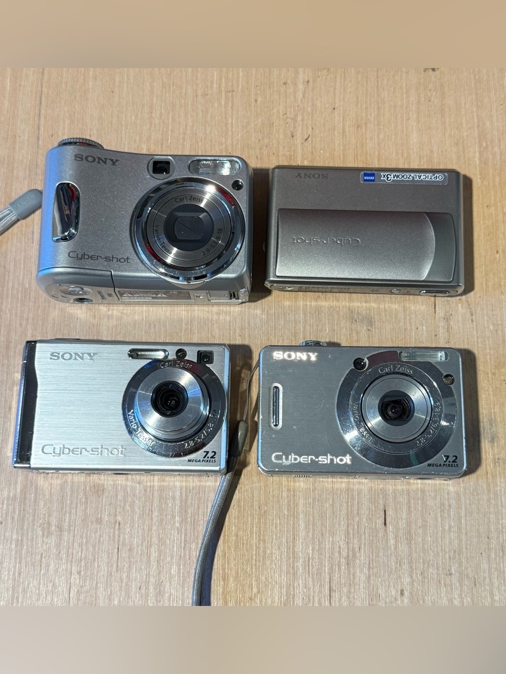 Lot of 4 Sony Cyber-Shot Digital Cameras BROKEN “Parts/Repair”Buy As Is Read Blw